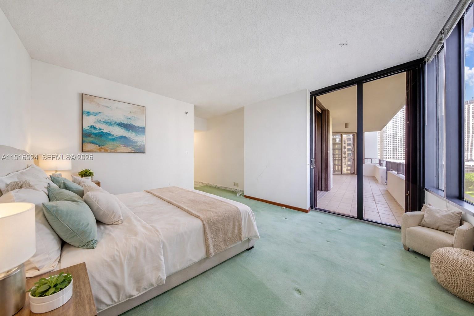 Brickell Key One - Residential