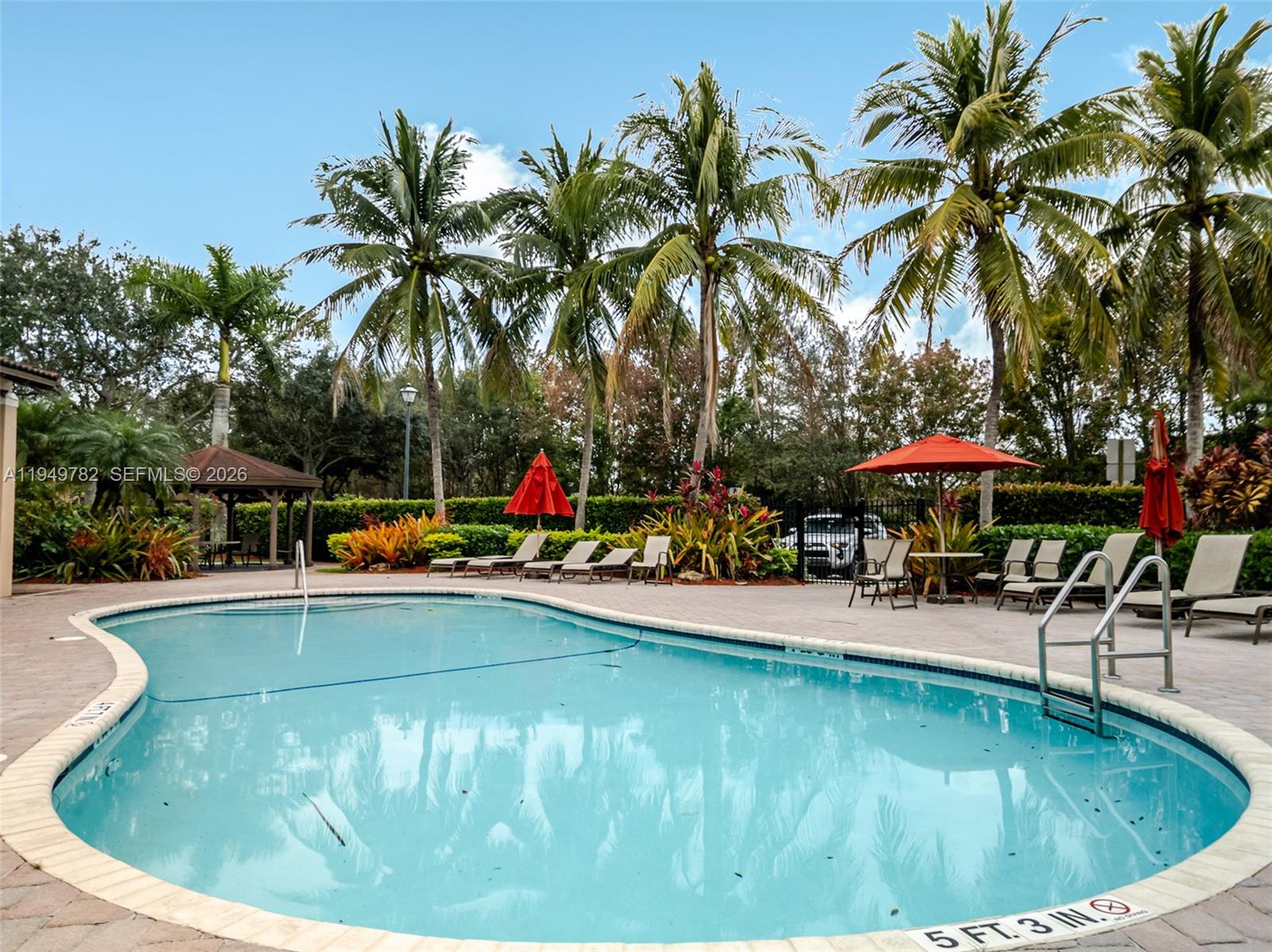 PINE ISLAND COMMERICAL - Residential