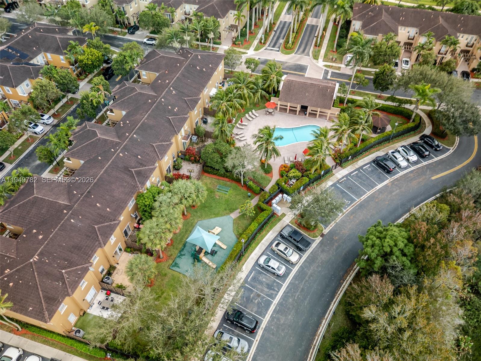 PINE ISLAND COMMERICAL - Residential