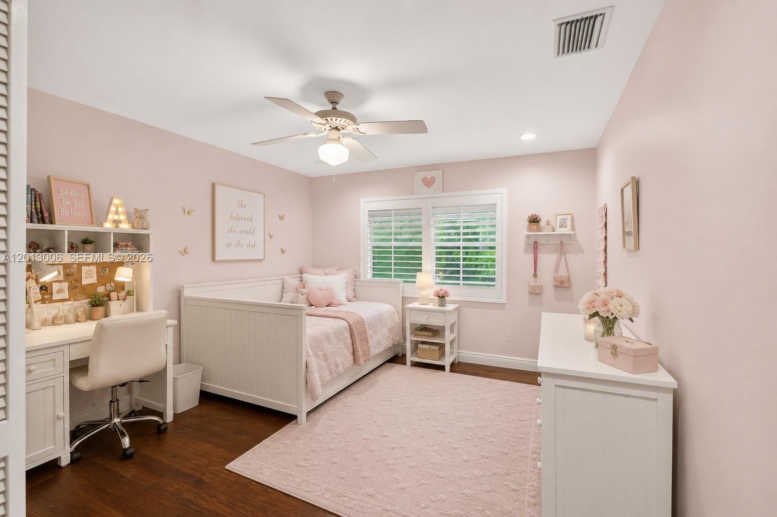 ESPANOLA HEIGHTS - Residential