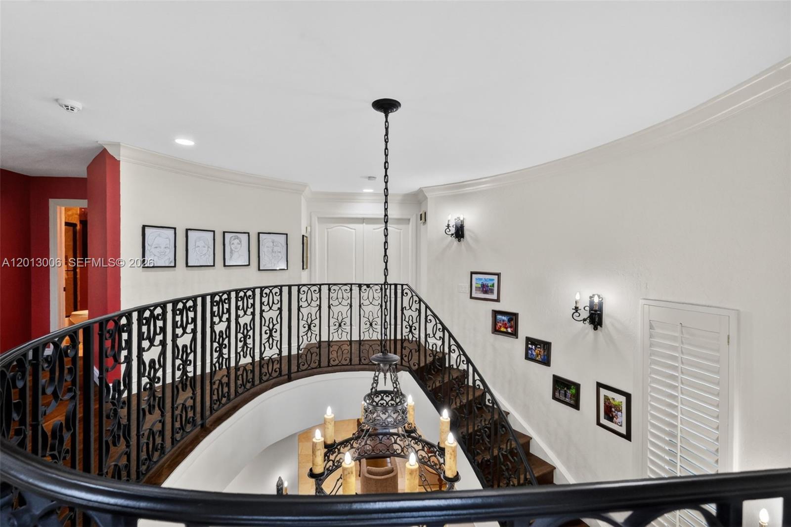 ESPANOLA HEIGHTS - Residential