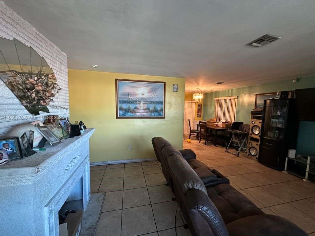 MIRAMAR SEC 9 - Residential