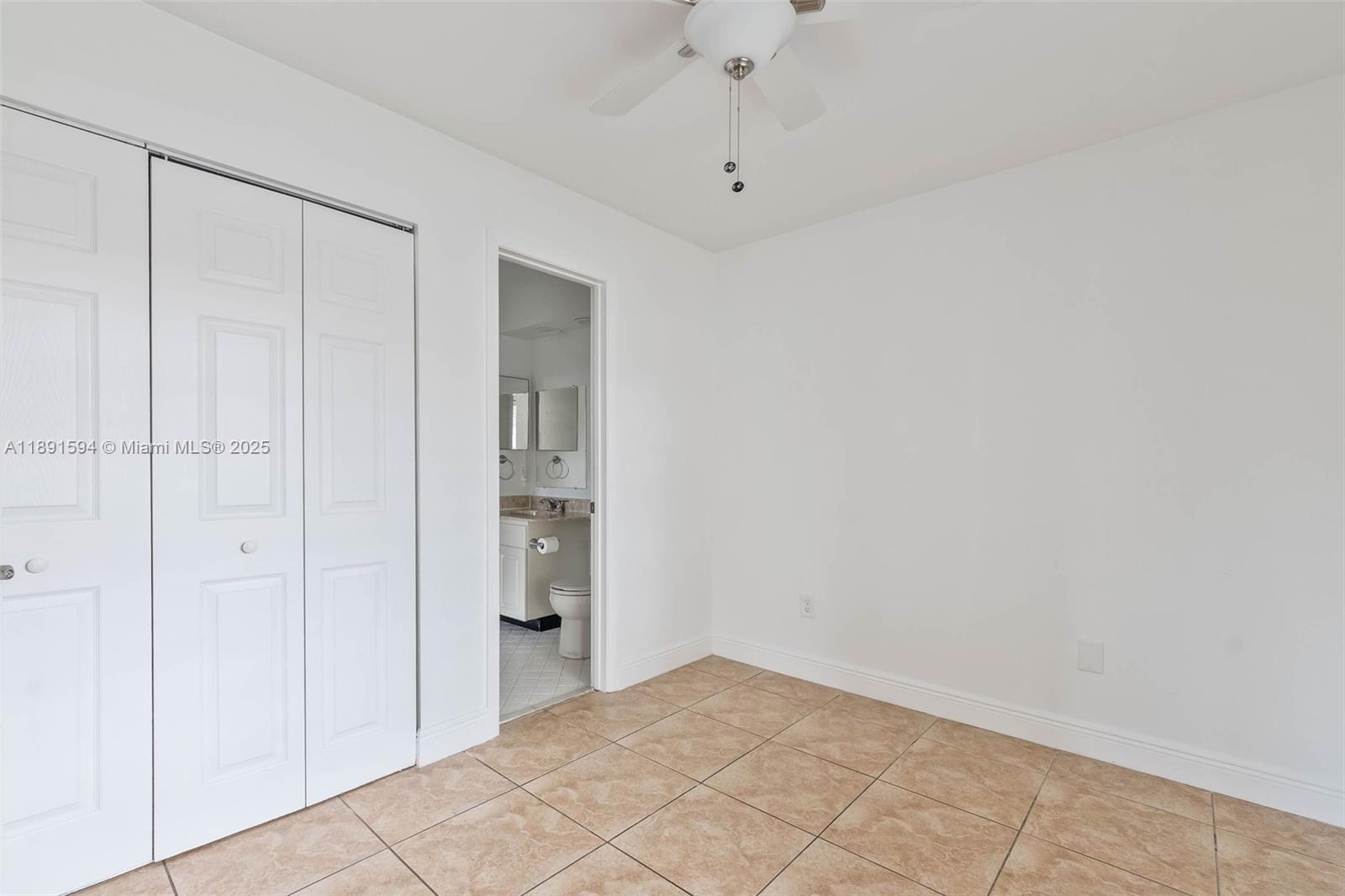 LAKES MEADOW VILG HOMES C - Residential