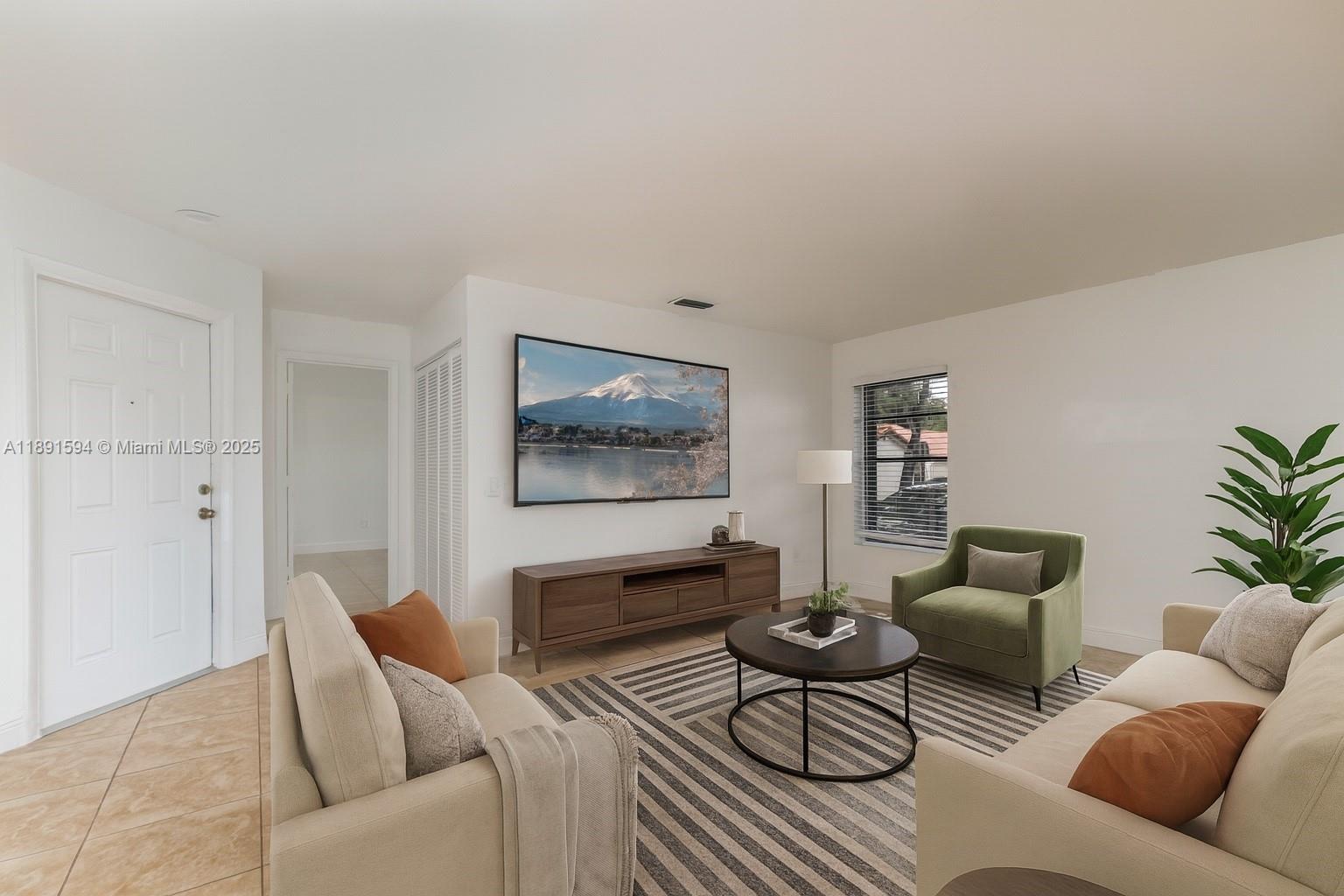 LAKES MEADOW VILG HOMES C - Residential