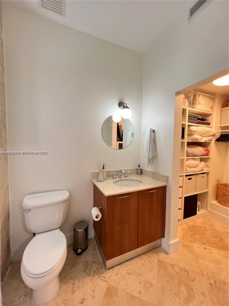 ROADS END VILLAGE CONDO - Residential