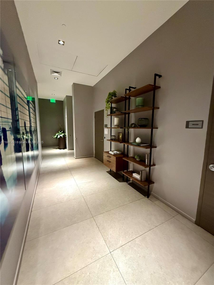 1100 MILLECENTO RESIDENCE - Residential Lease