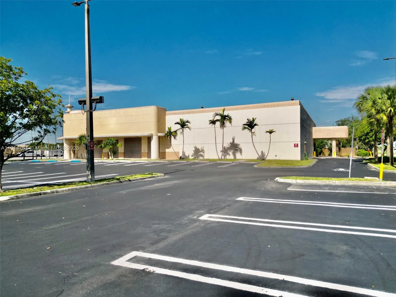 Miami, Florida 33167, United States, ,Commercial,Active,248969