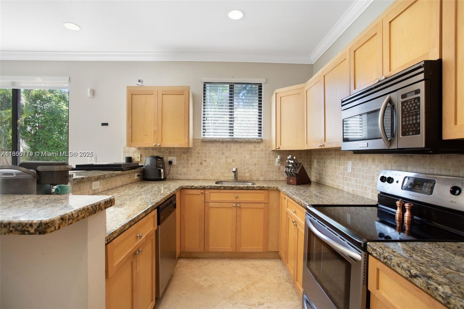 2936 Virginia St 2936