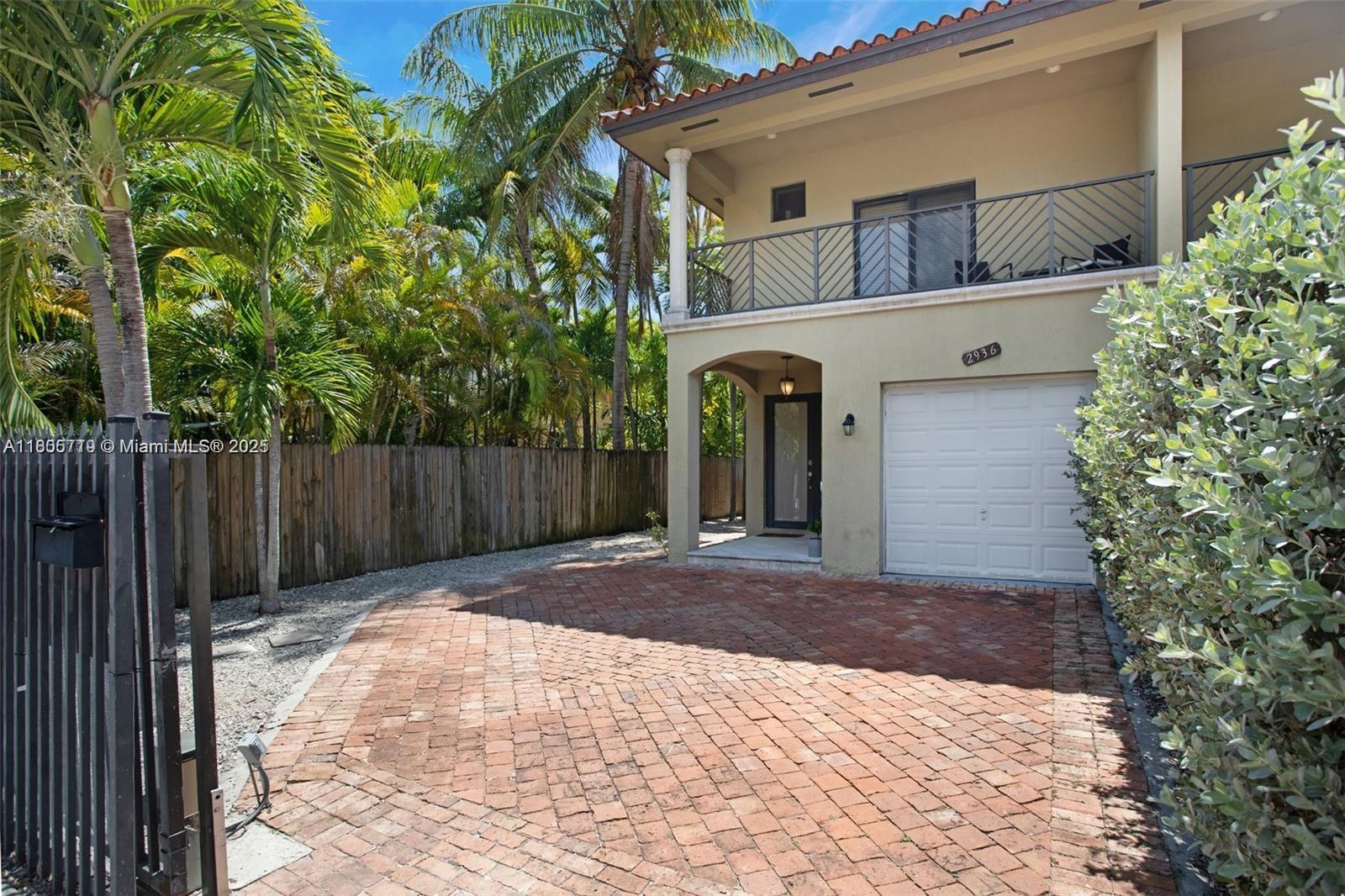 2936 Virginia St 2936