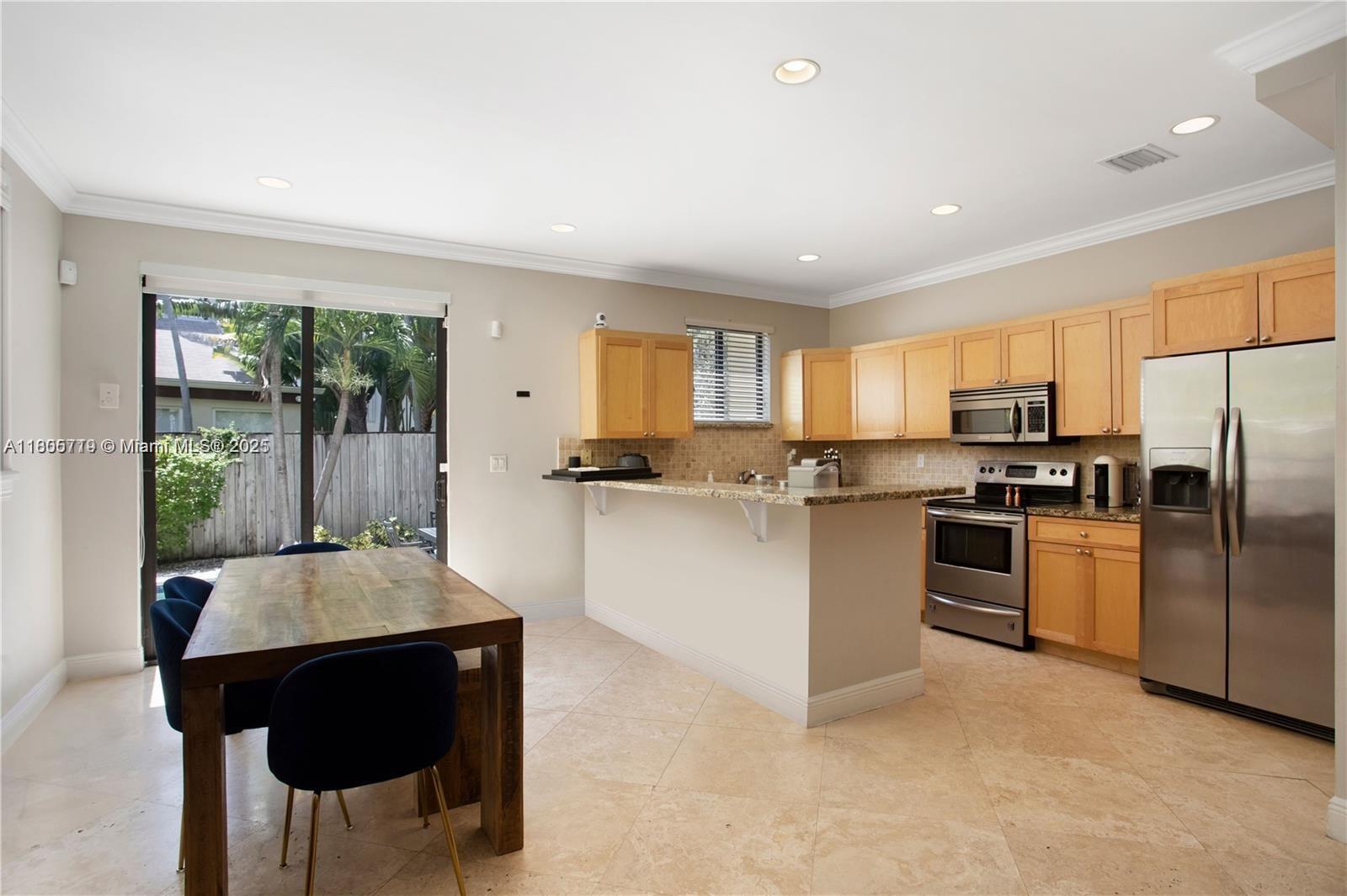 2936 Virginia St 2936