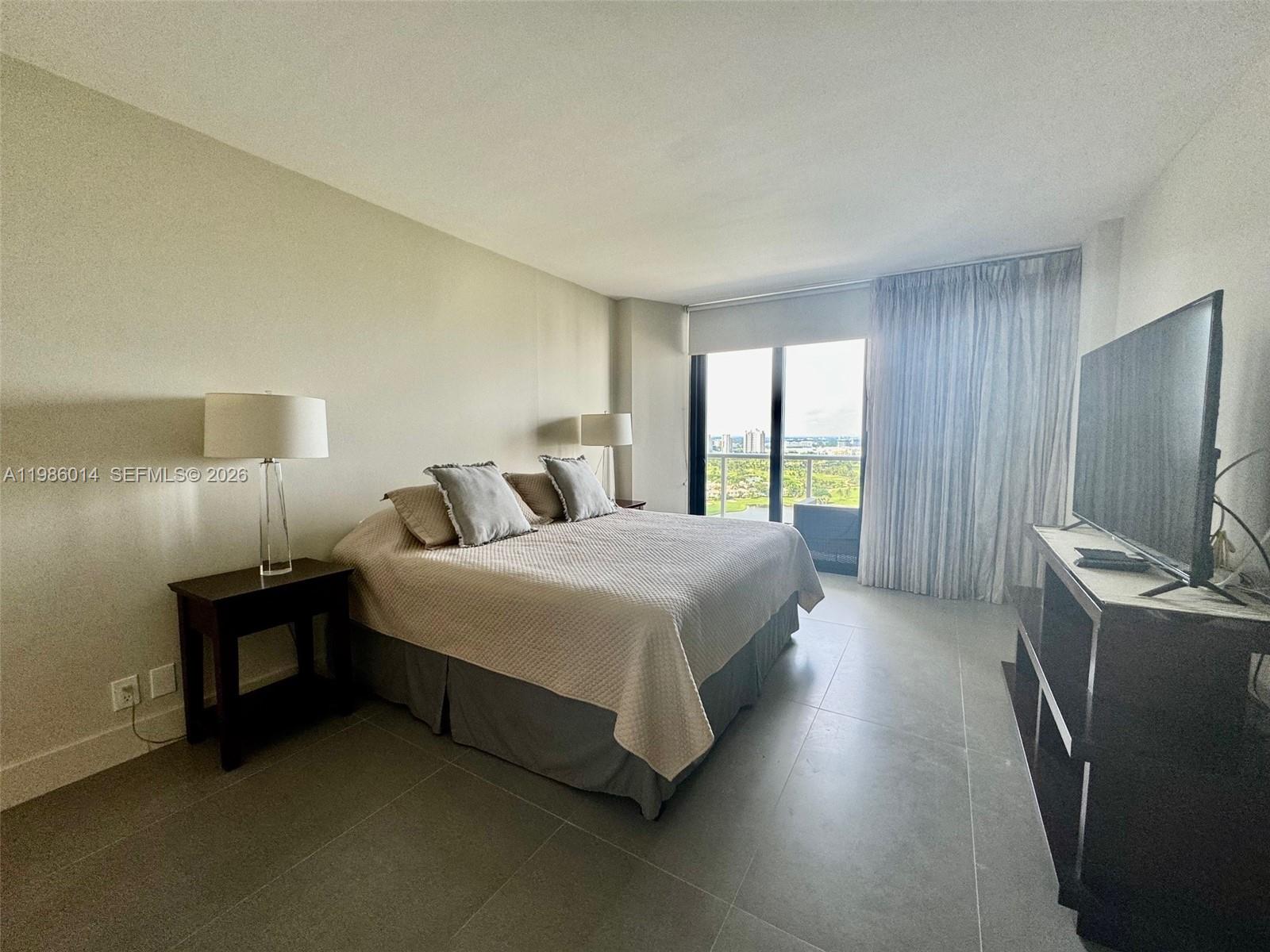 HAMPTONS WEST CONDO - Residential Lease