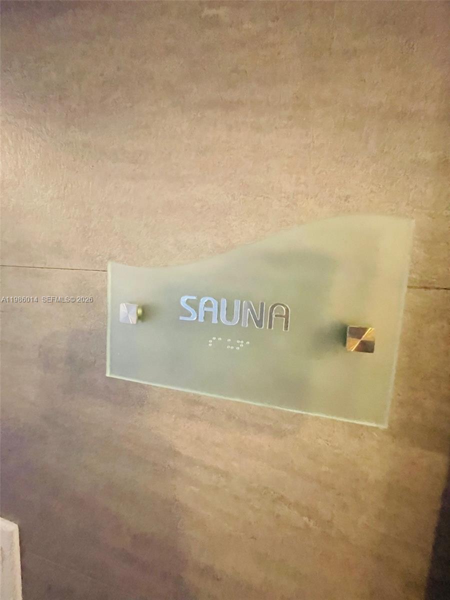 HAMPTONS WEST CONDO - Residential Lease