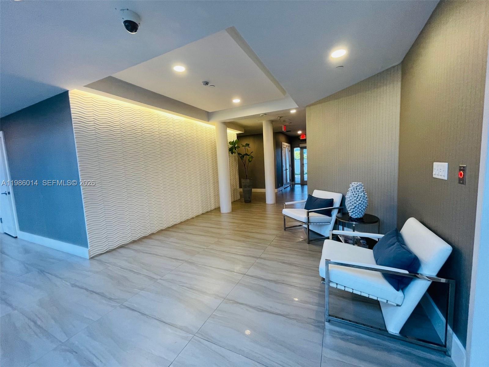 HAMPTONS WEST CONDO - Residential Lease