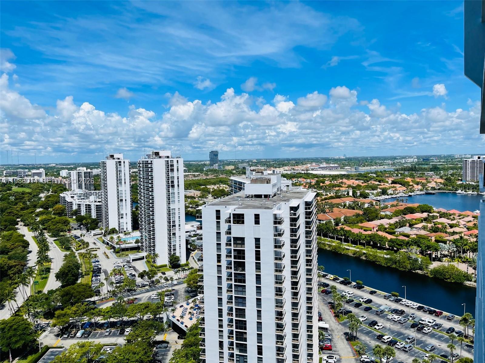 HAMPTONS WEST CONDO - Residential Lease