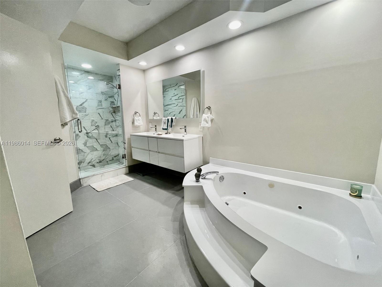 HAMPTONS WEST CONDO - Residential Lease