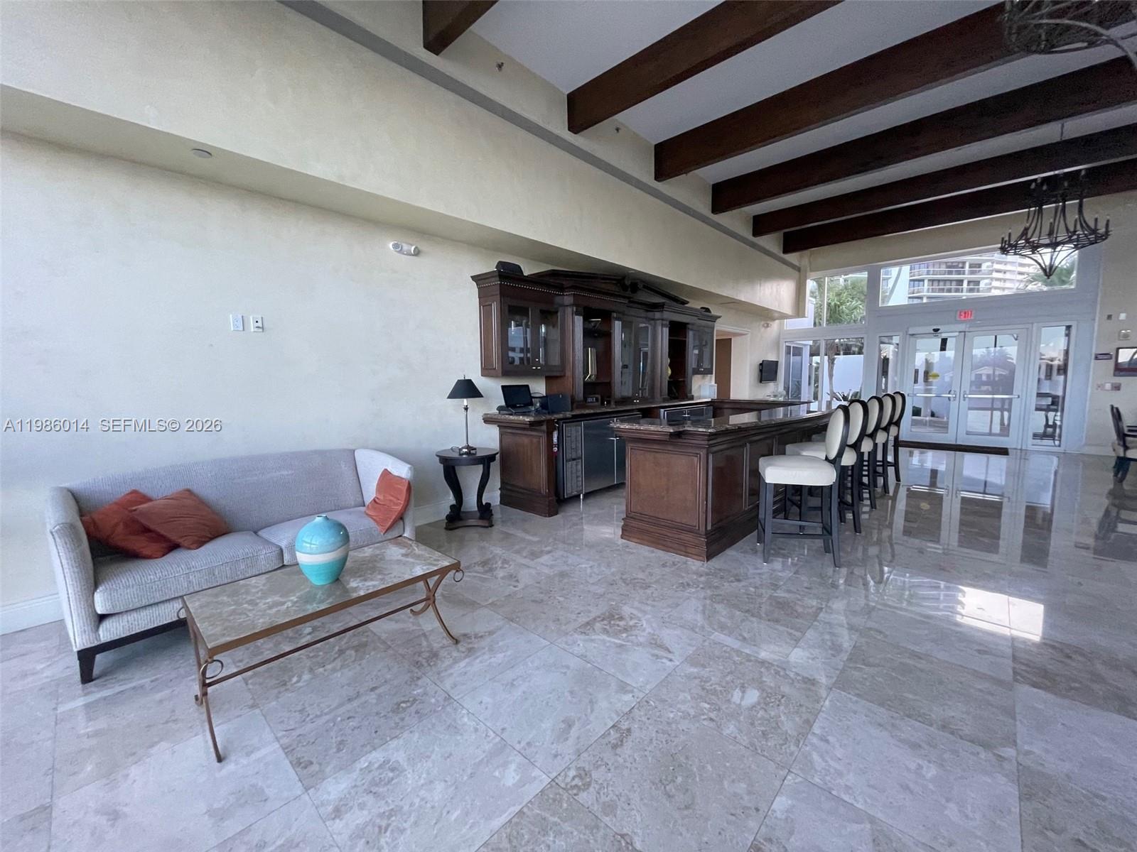 HAMPTONS WEST CONDO - Residential Lease