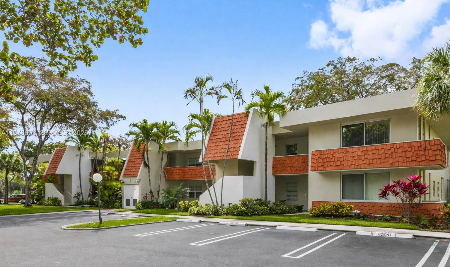 NO 95 PALM-AIRE COUNTRY C - Residential