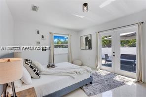 NORTH HOLLYWOOD - Residential