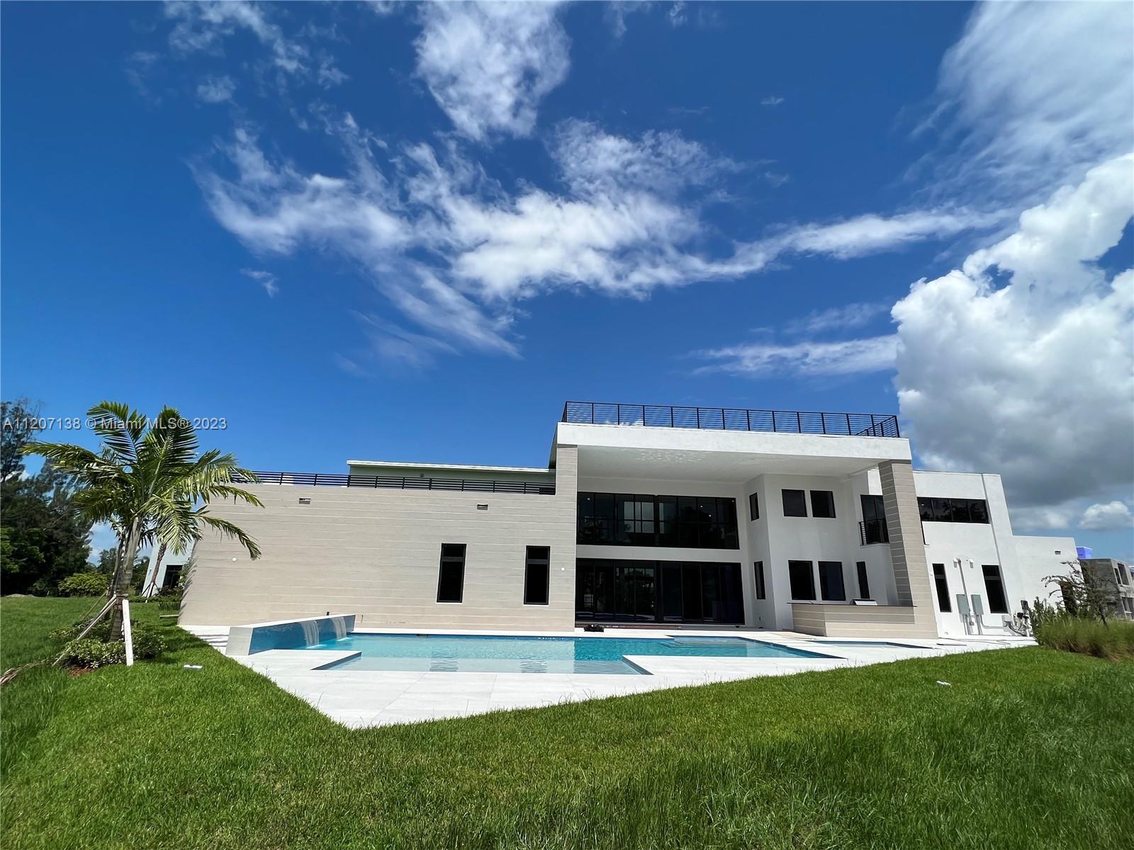 PACIFIC ACRES - Residential