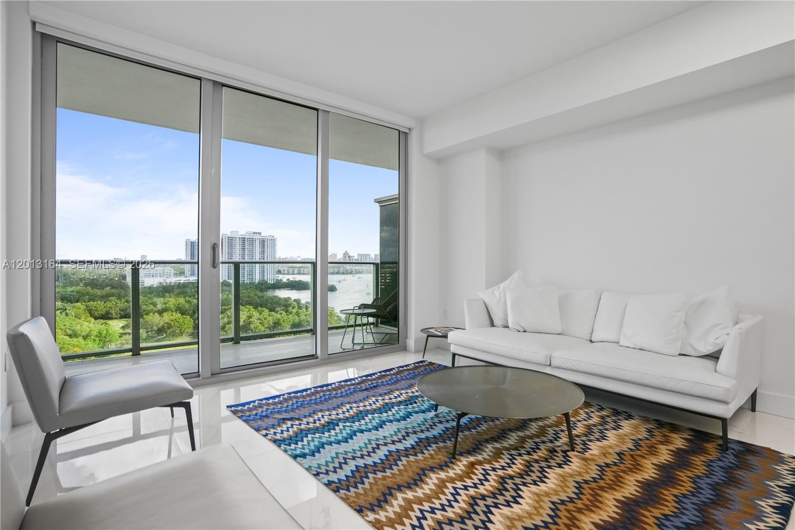 THE HARBOUR NORTH CONDO - Residential