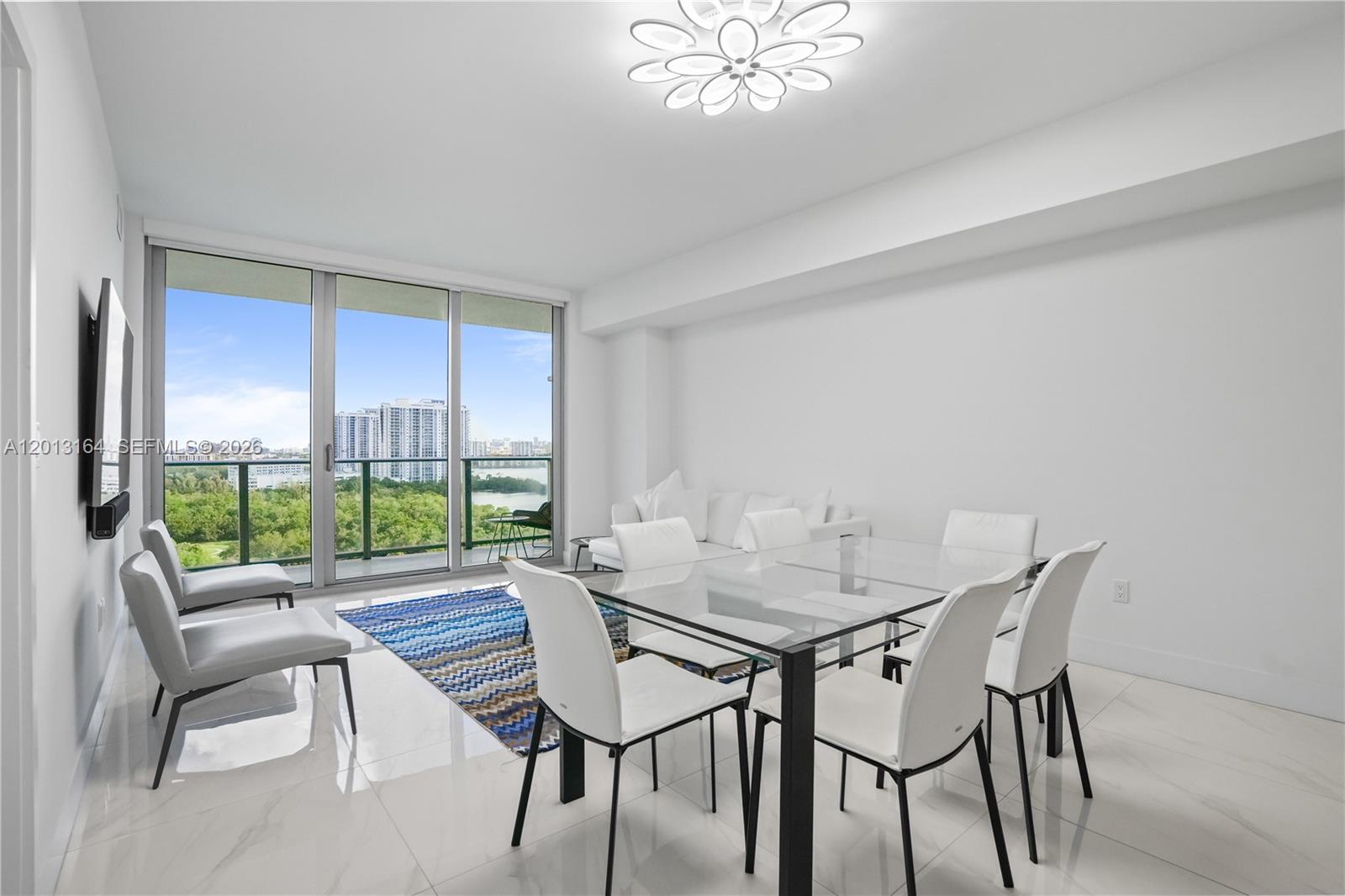 16385 Biscayne Blvd 1402
