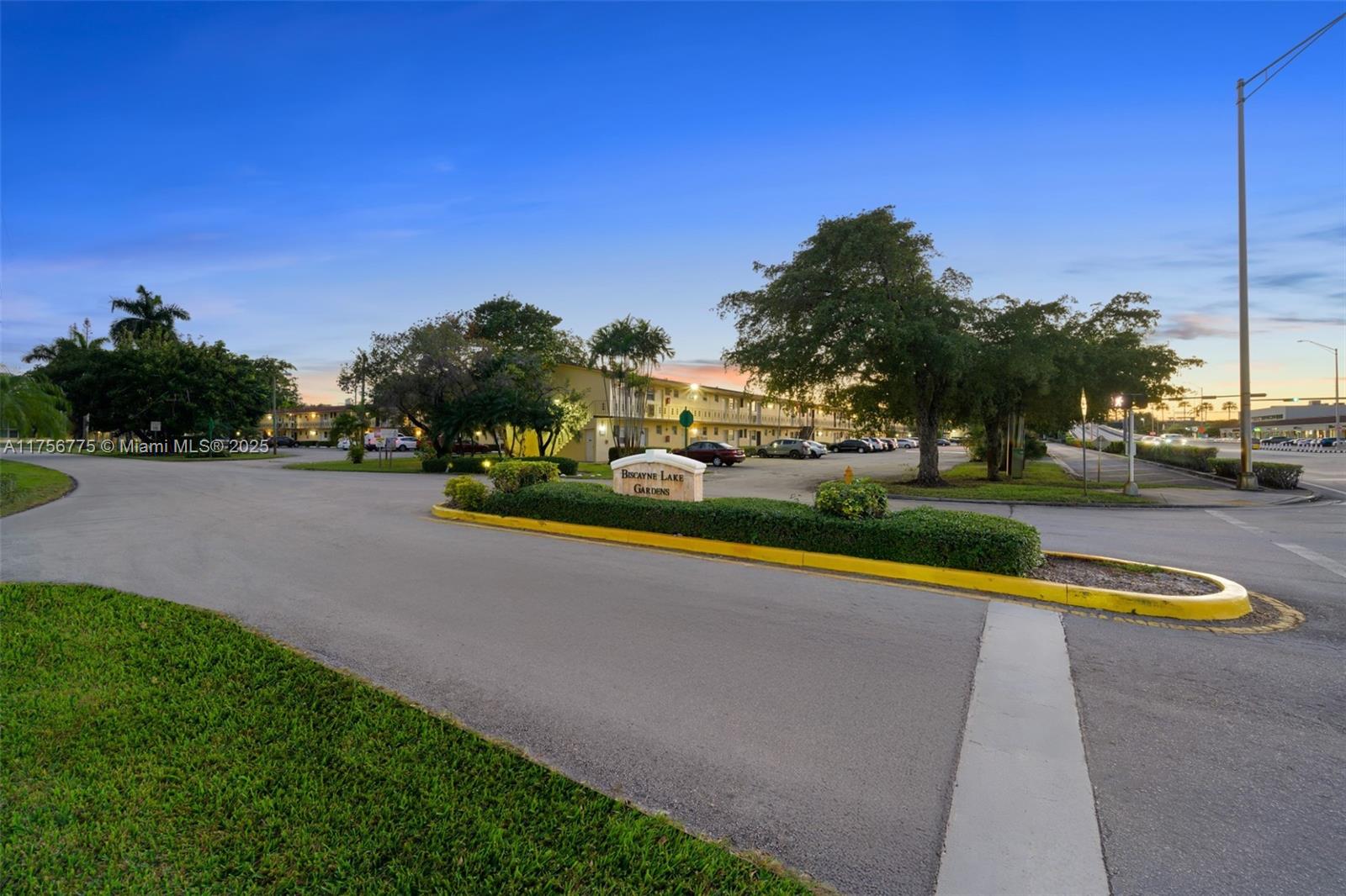 BISC LAKE GARDENS CONDO N - Residential