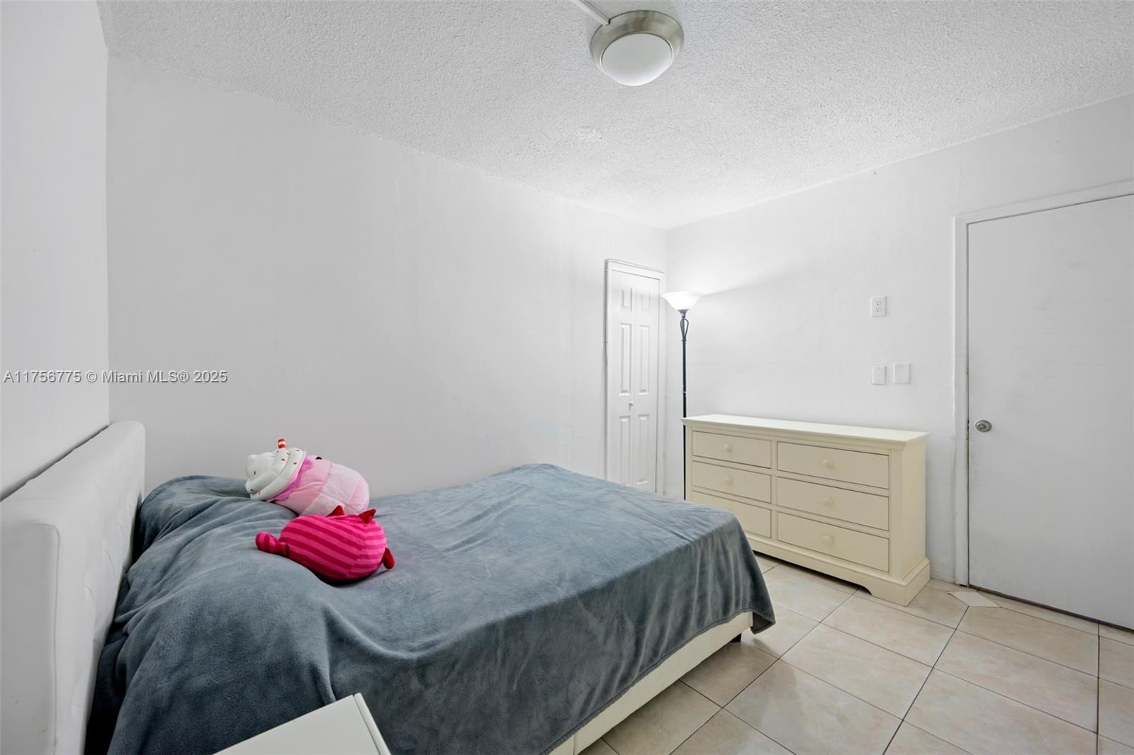 BISC LAKE GARDENS CONDO N - Residential