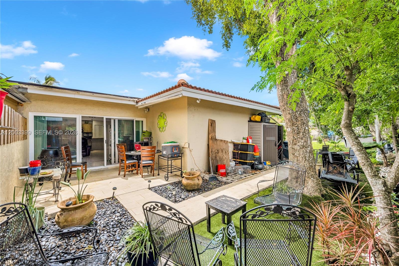 PINE GLEN - Residential