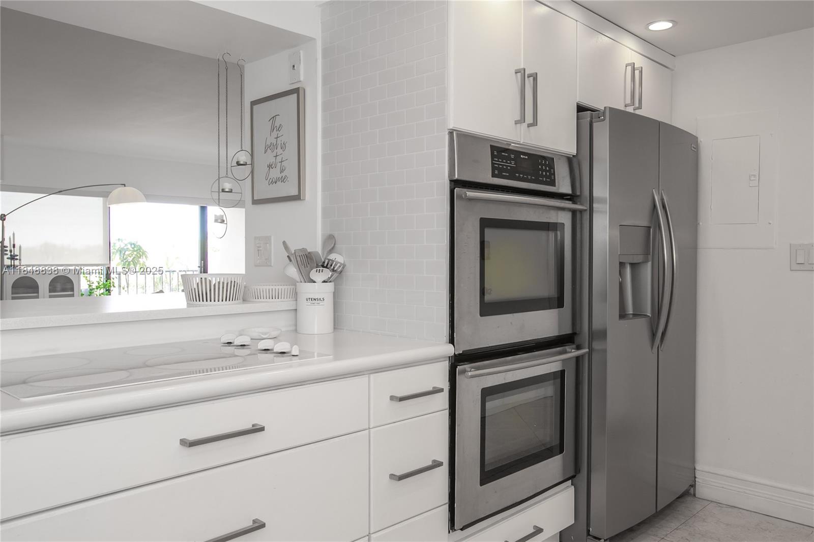 CRICKET CLUB CONDO - Residential