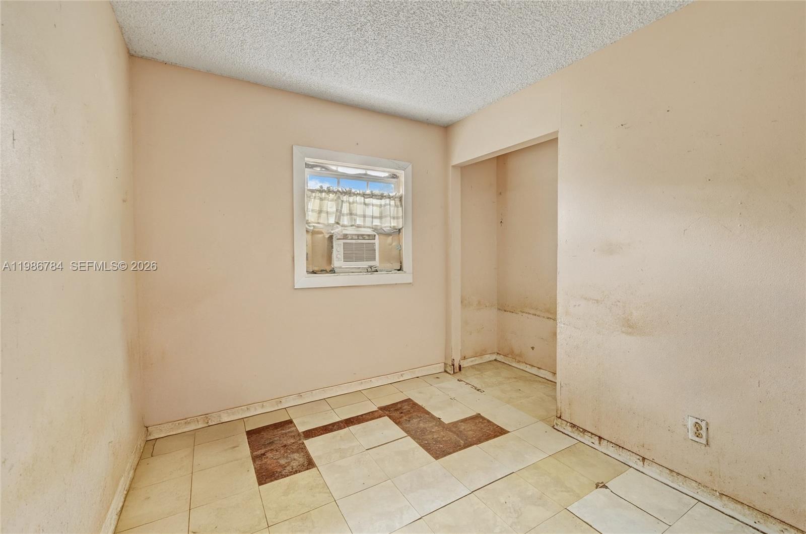 CARMEN LAURA SUBDIVISION - Residential