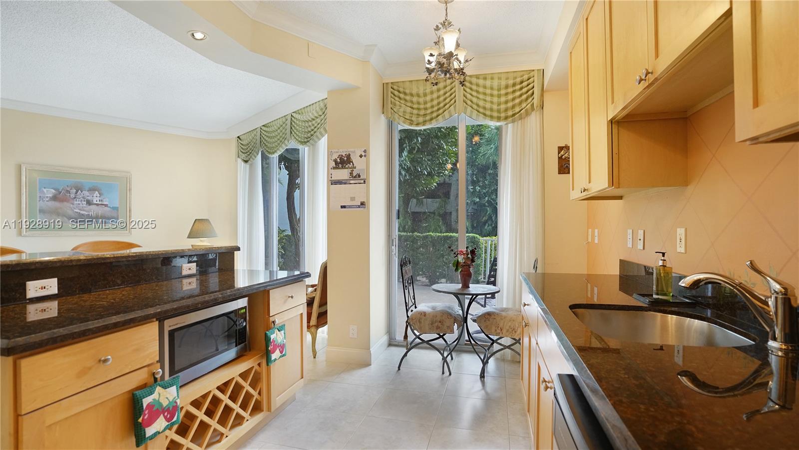 MYSTIC POINTE CONDO NO ON - Residential