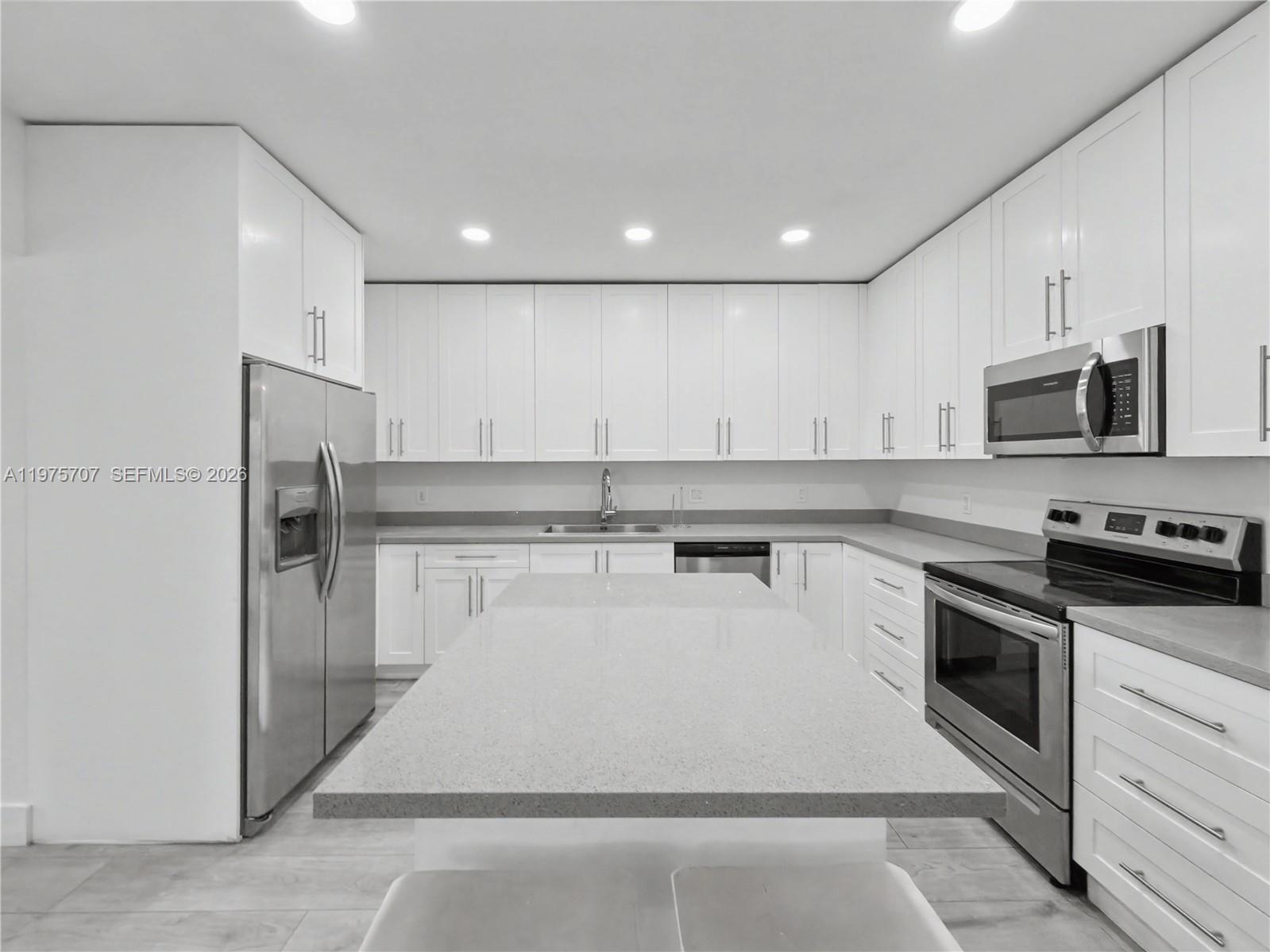 COMFORT GARDENS - Residential Income