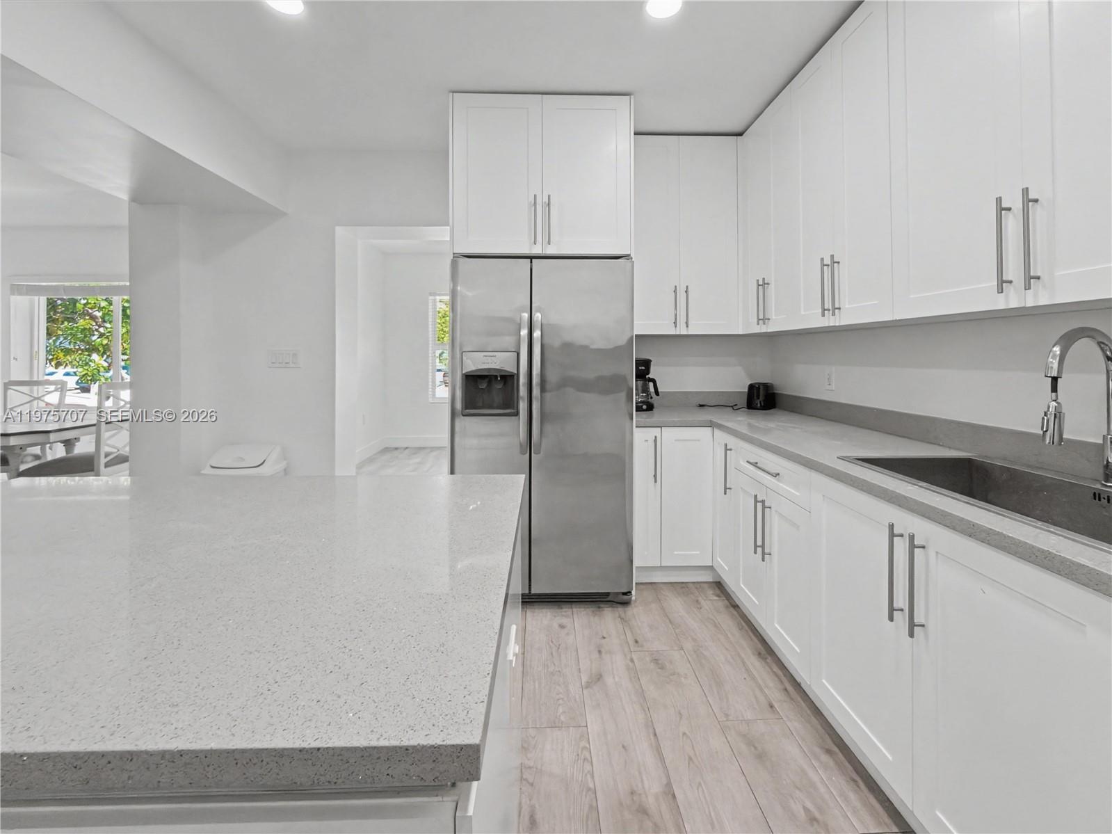 COMFORT GARDENS - Residential Income