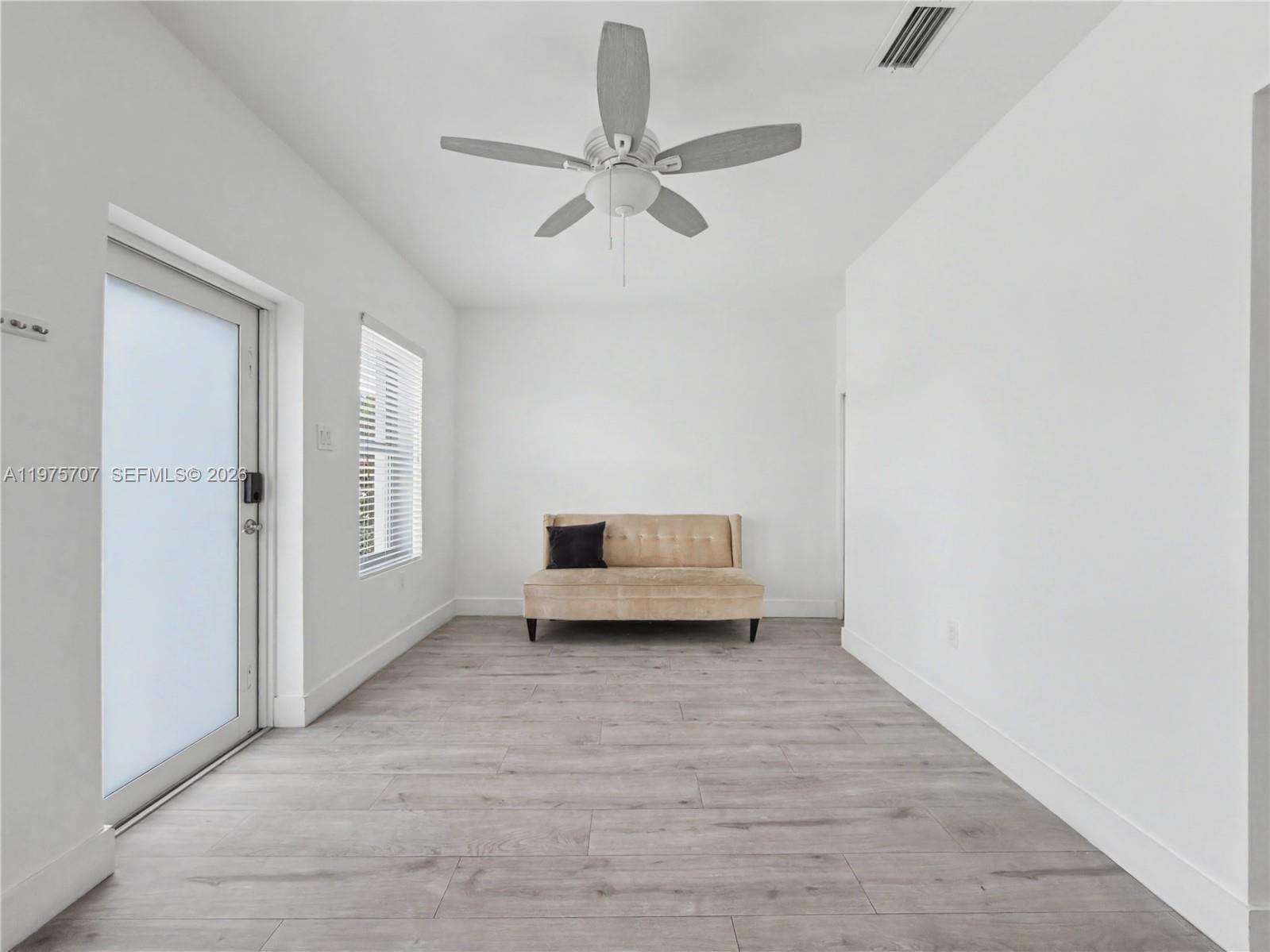 COMFORT GARDENS - Residential Income