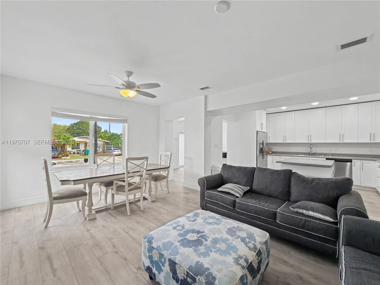 COMFORT GARDENS - Residential Income