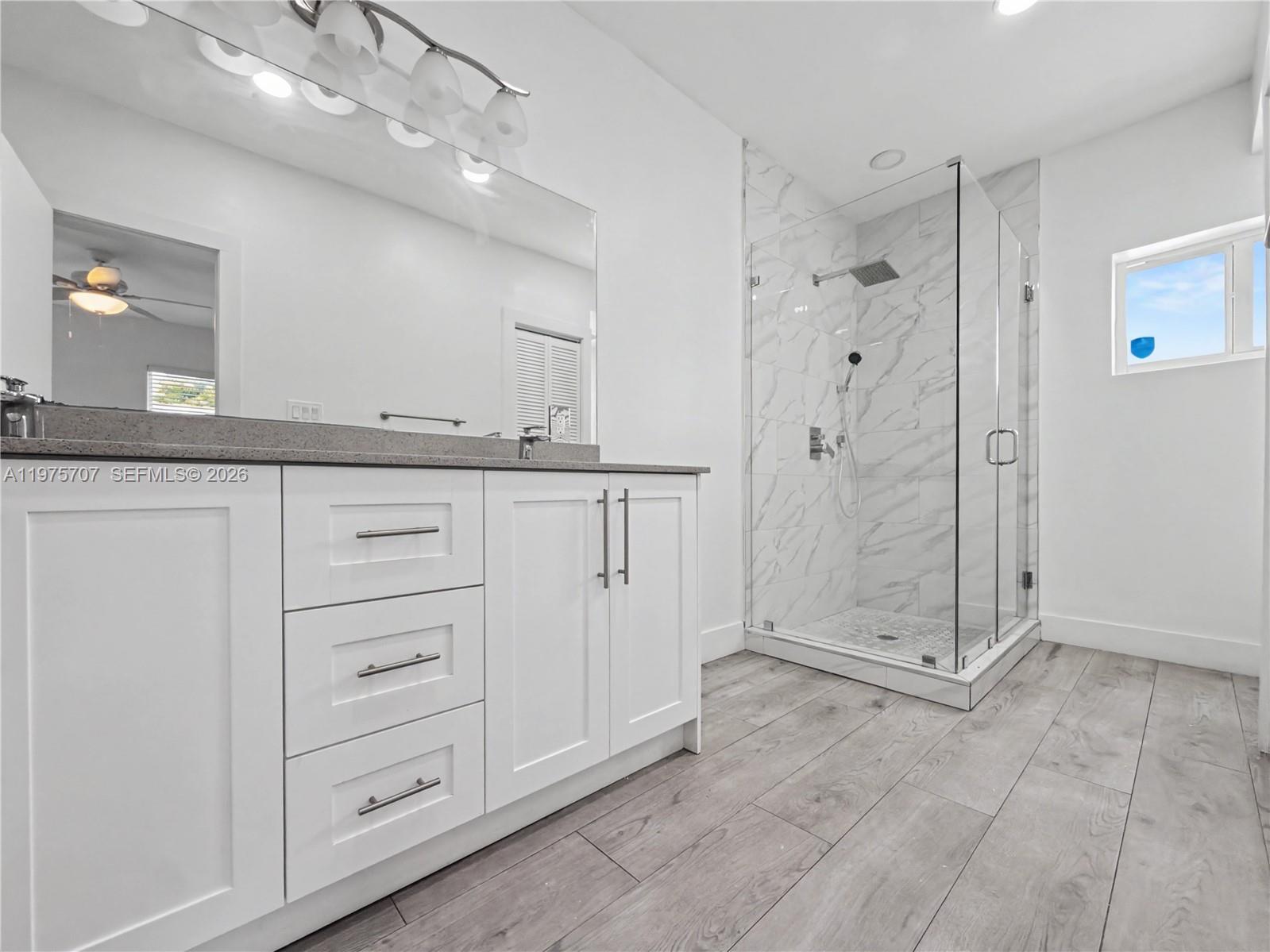 COMFORT GARDENS - Residential Income