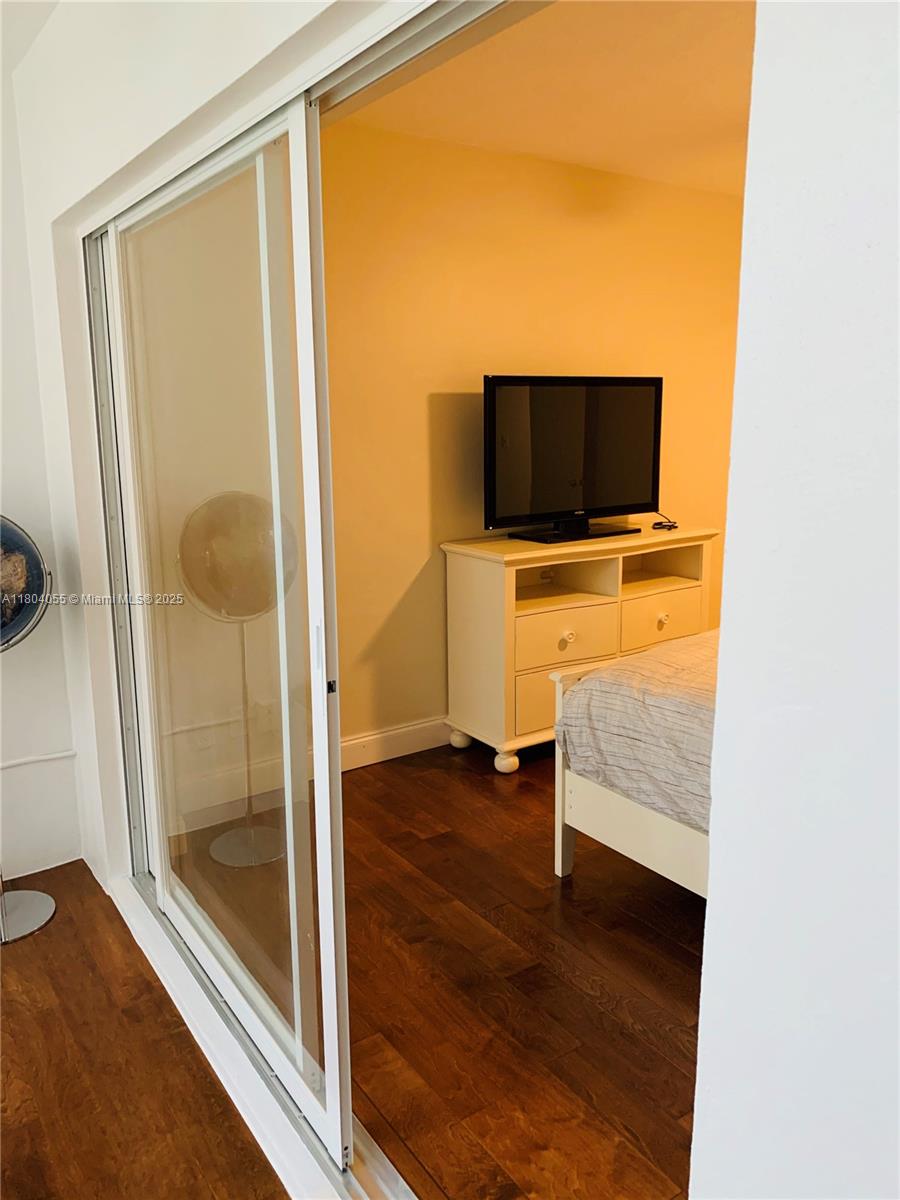 LEISURE GARDENS CONDO - Residential Lease
