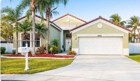 Photo of Weston, FL 33327 (MLS # A12070738)