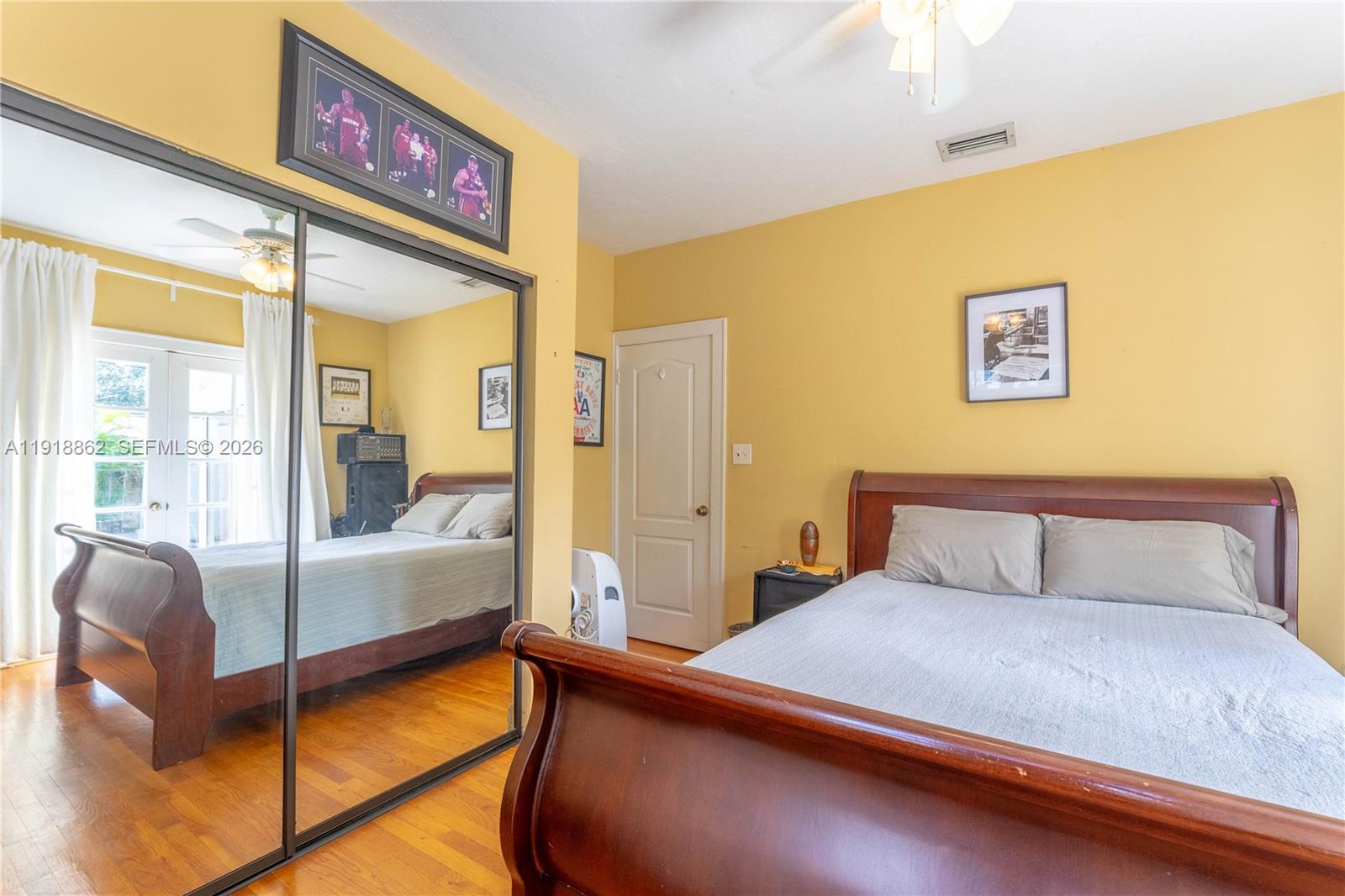 LE JEUNE VILLAS - Residential