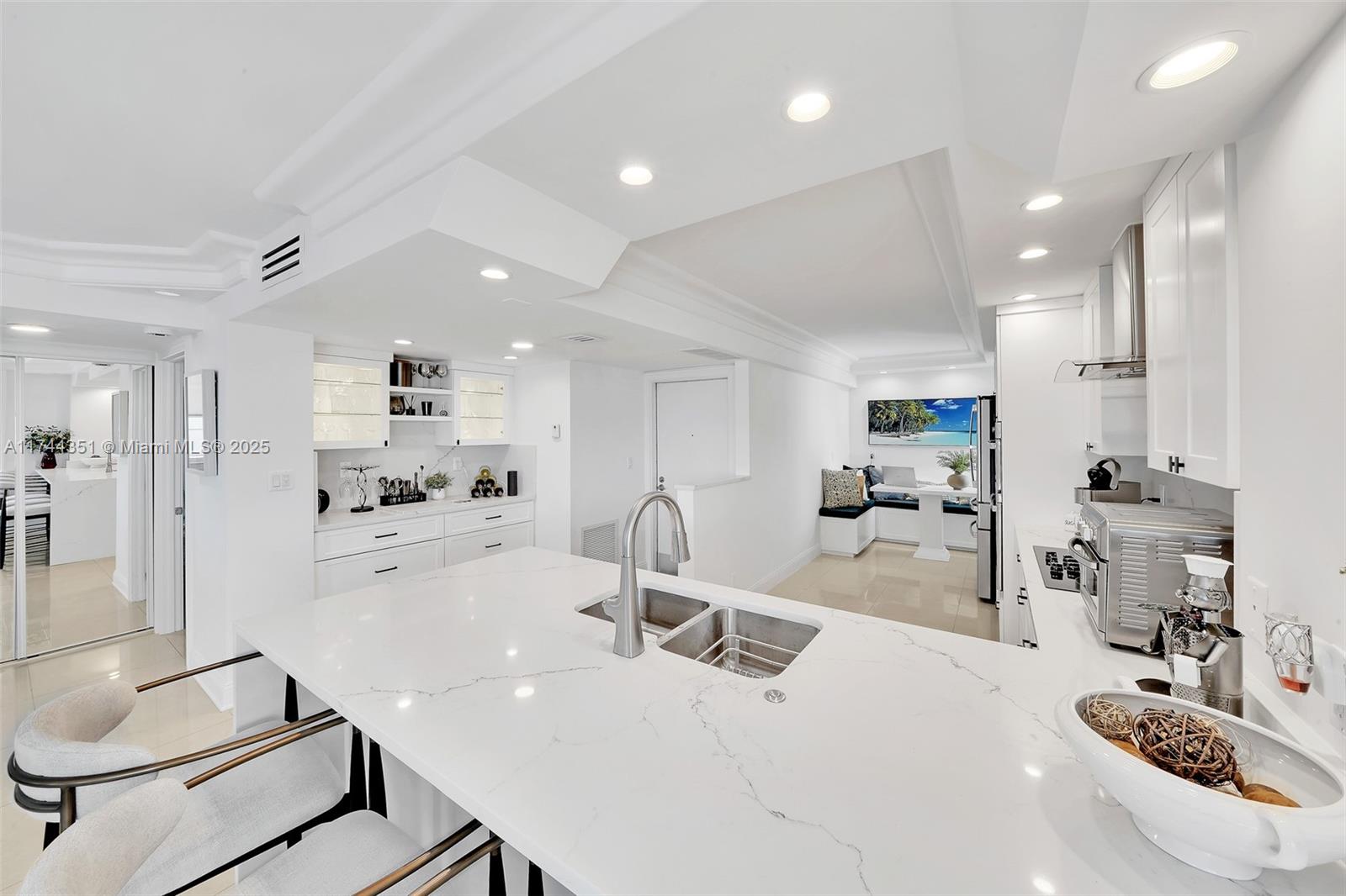 CENTURY PLAZA CONDO - Residential
