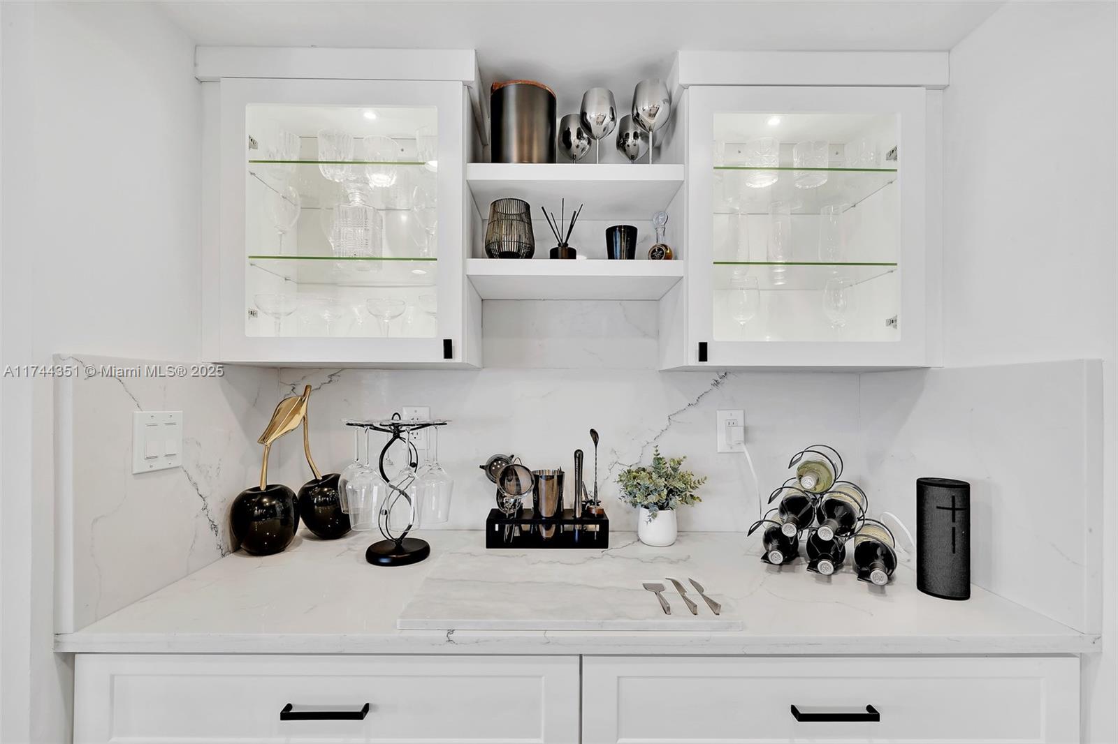 CENTURY PLAZA CONDO - Residential