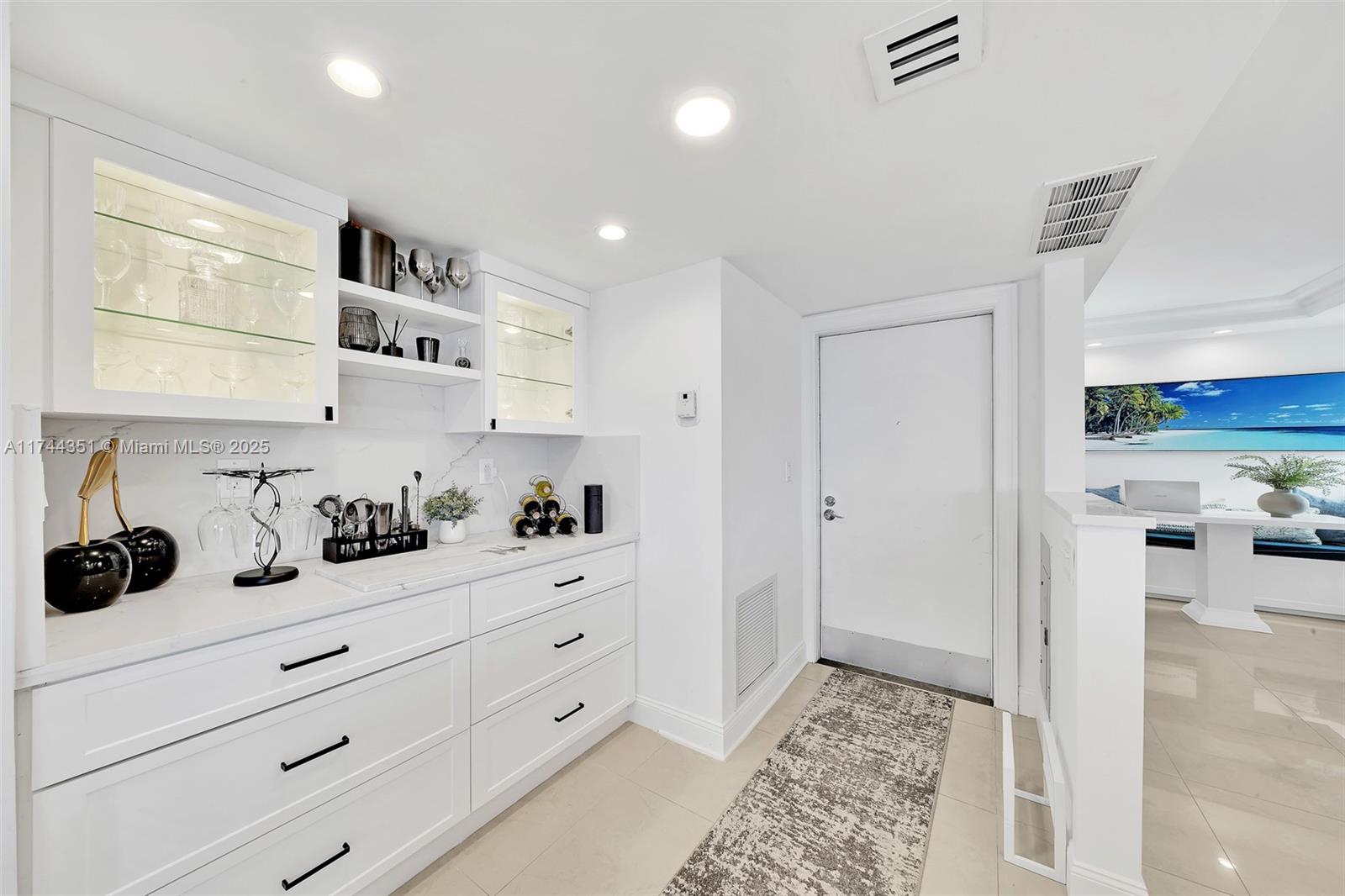 CENTURY PLAZA CONDO - Residential