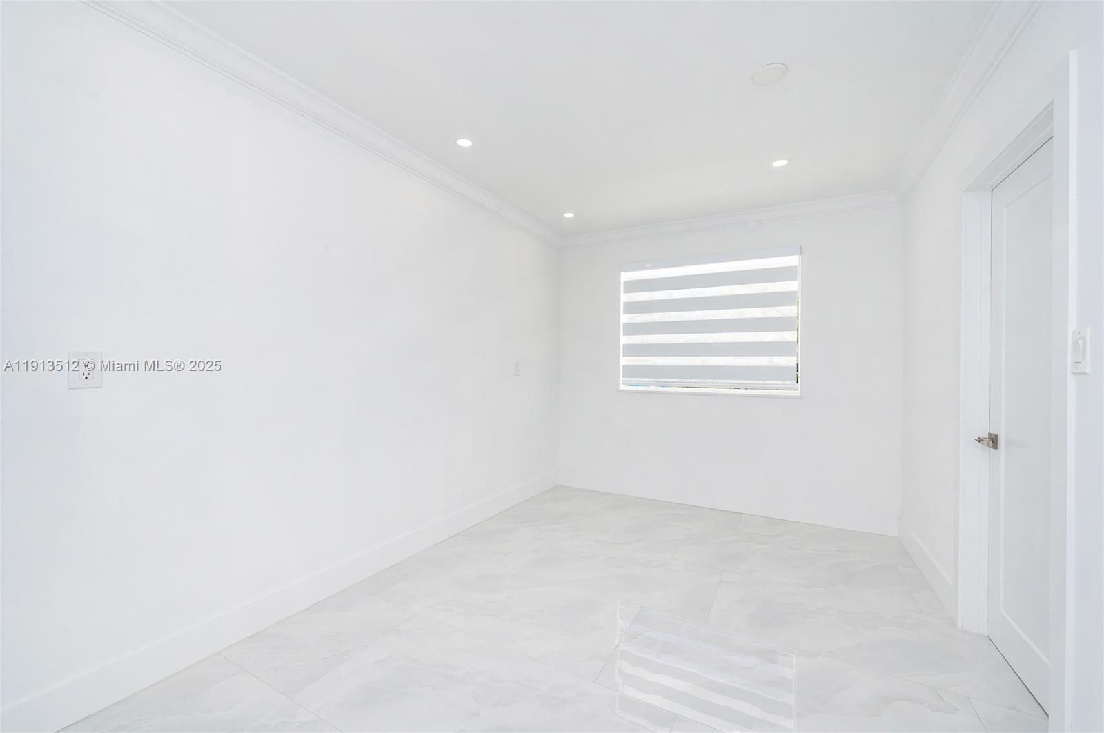 JEWEL HOMES - Residential Lease