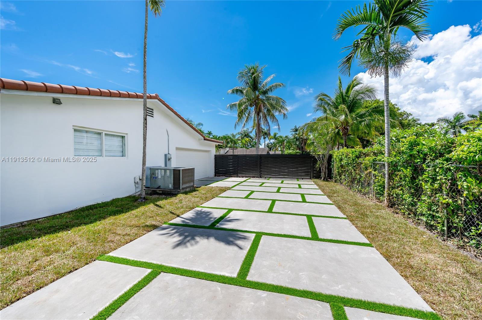 JEWEL HOMES - Residential Lease