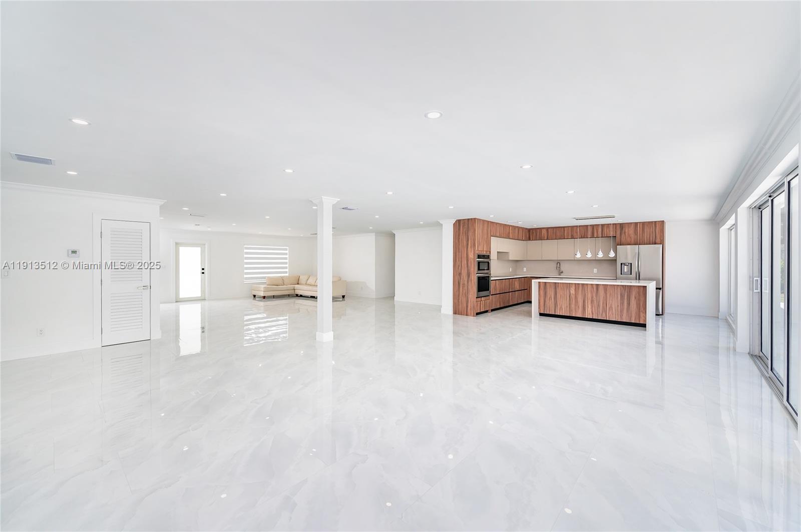 JEWEL HOMES - Residential Lease