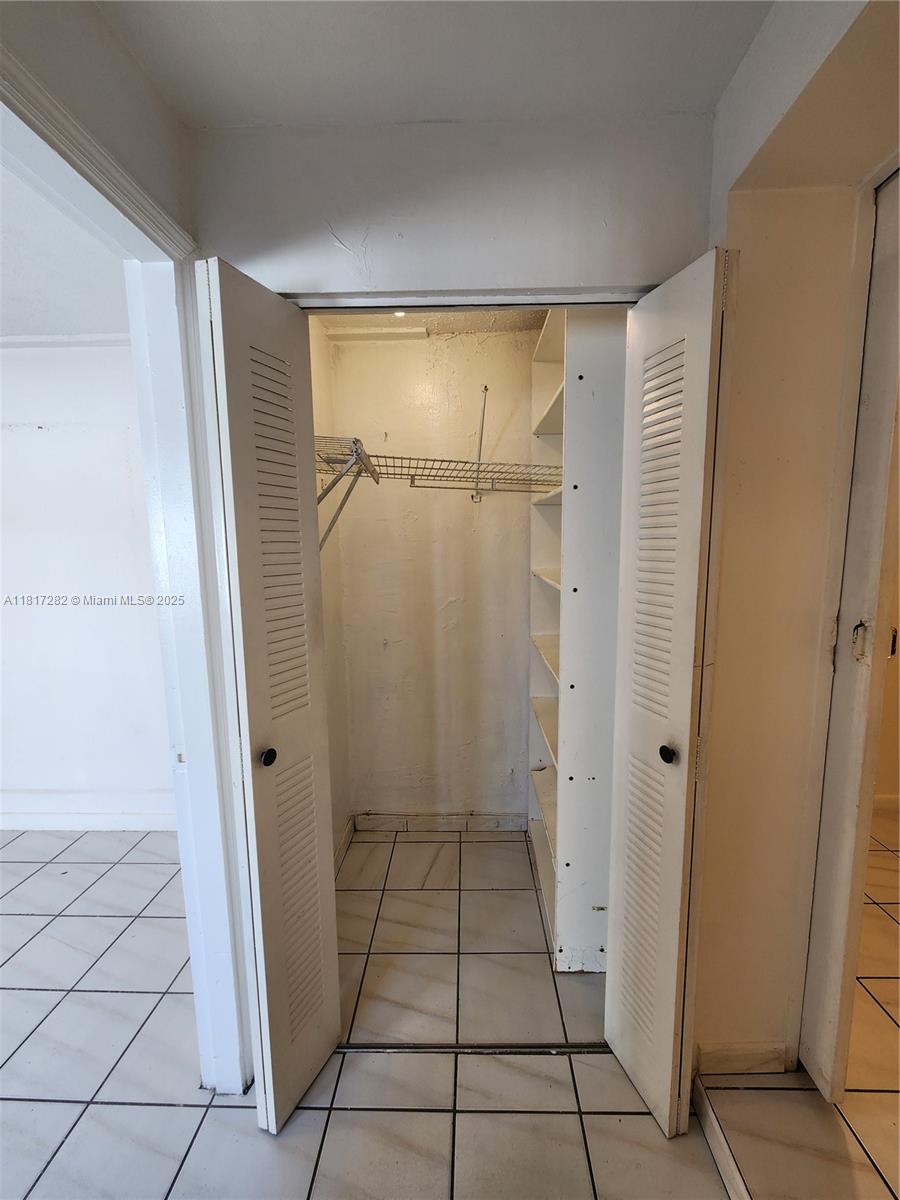 CORAL PARK ESTATES SEC 1 - Residential Lease
