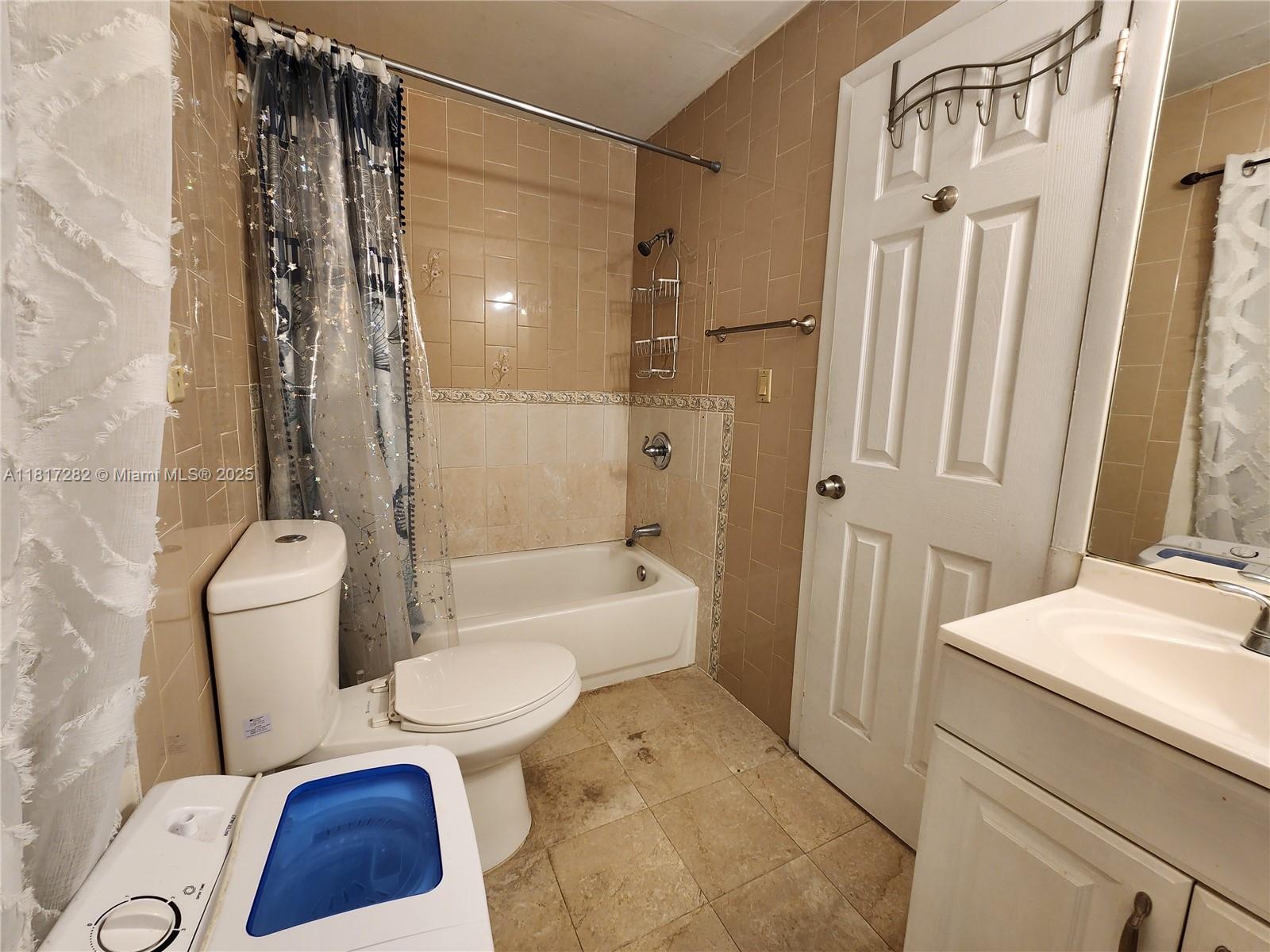 CORAL PARK ESTATES SEC 1 - Residential Lease