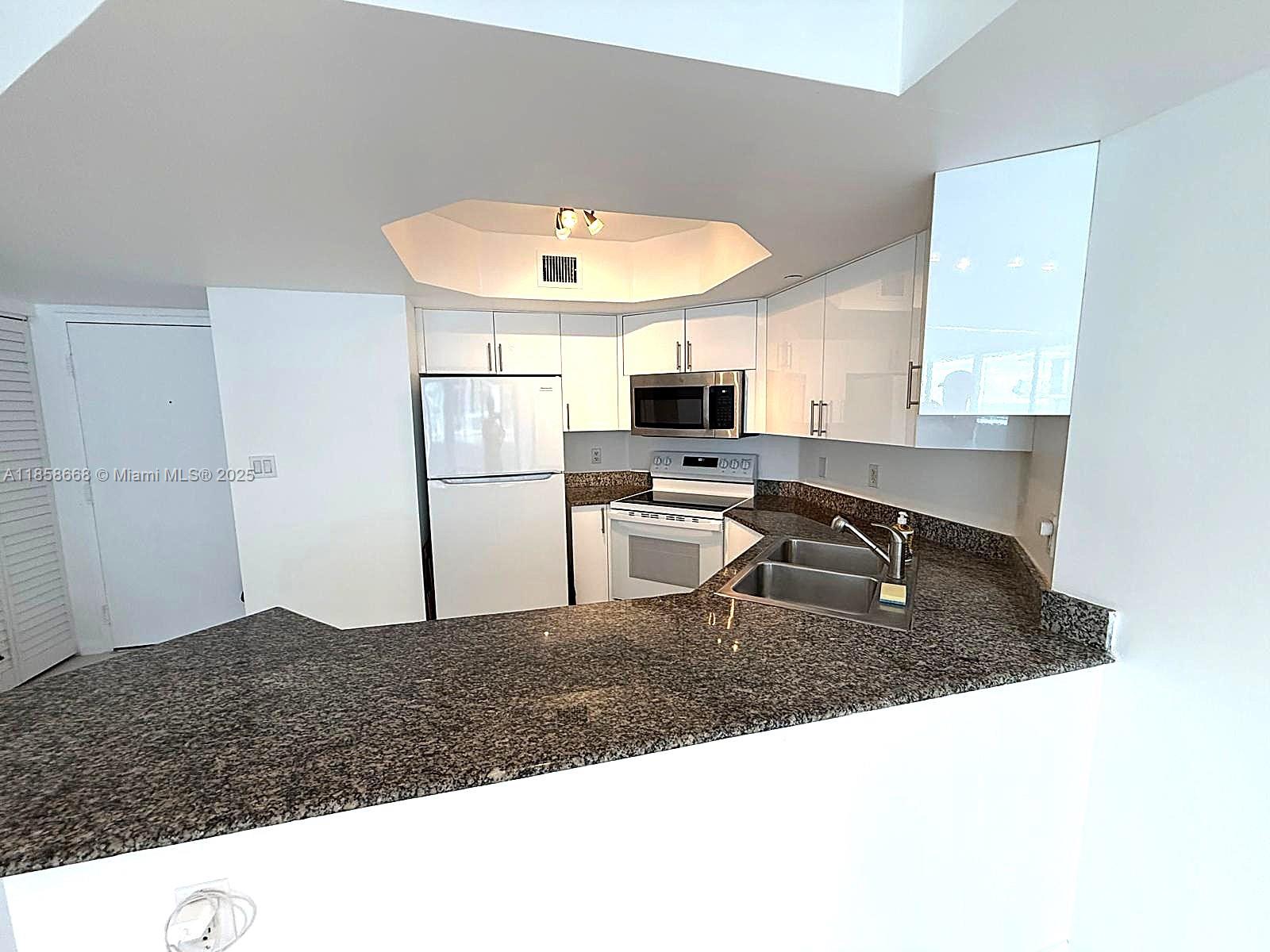 RIMINI BEACH CONDO - Residential Lease