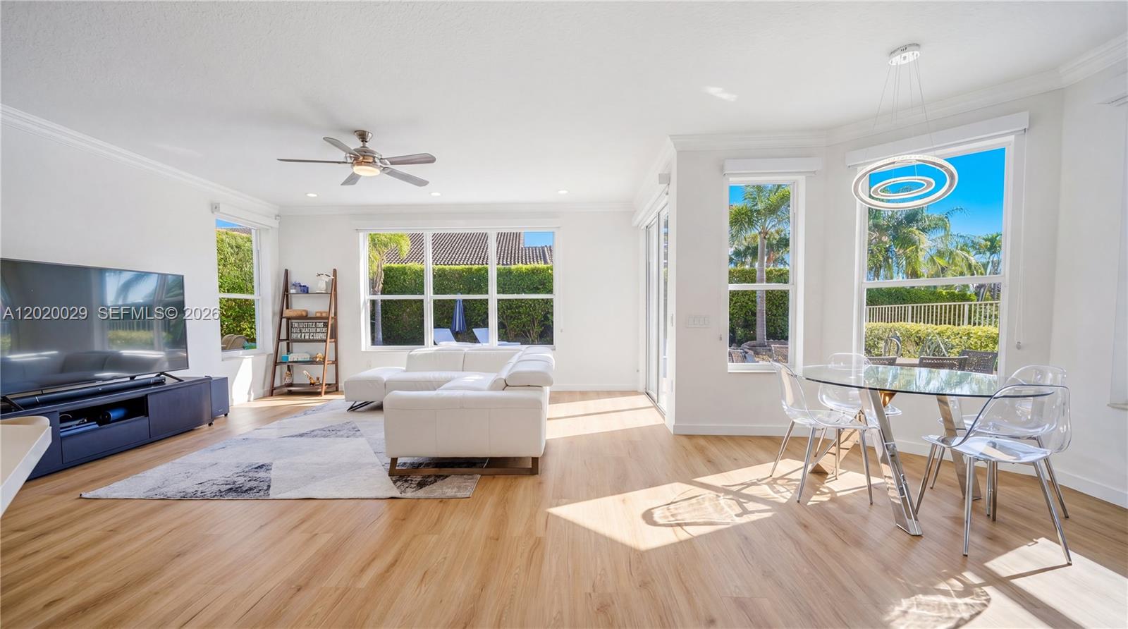 SATURNIA ISLES 1 - Residential