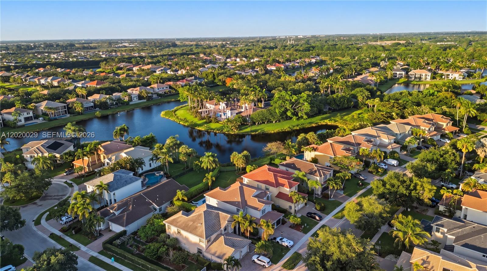 SATURNIA ISLES 1 - Residential
